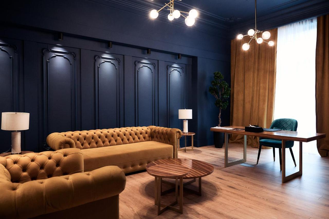 Hotel Viena Satu Mare Zewnętrze zdjęcie